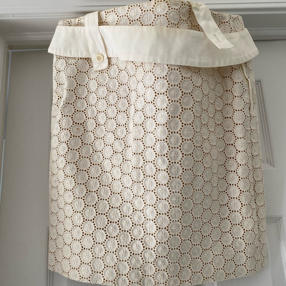 Chloe ecru skirt